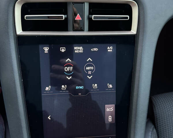 Серый Порше Тайкан, объемом двигателя 0 л и пробегом 114 тыс. км за 59500 $, фото 34 на Automoto.ua