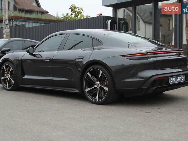 Серый Порше Тайкан, объемом двигателя 0 л и пробегом 1 тыс. км за 99700 $, фото 9 на Automoto.ua