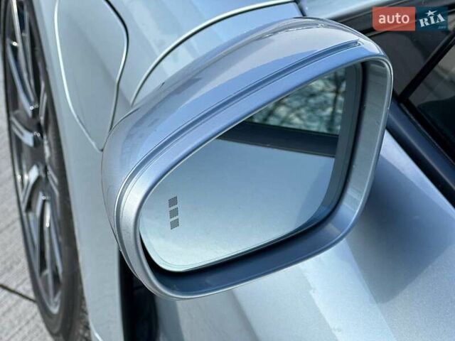 Серый Порше Тайкан, объемом двигателя 0 л и пробегом 80 тыс. км за 46600 $, фото 38 на Automoto.ua