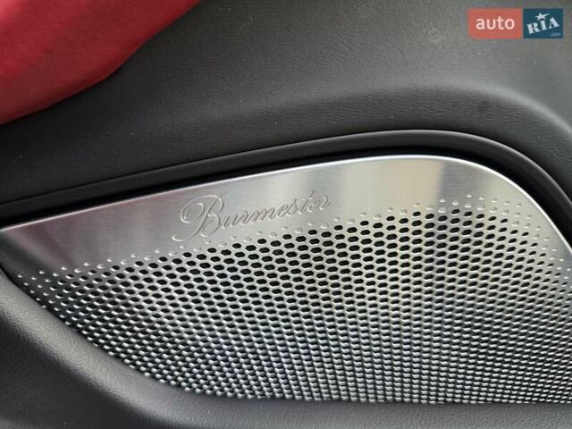 Серый Порше Тайкан, объемом двигателя 0 л и пробегом 89 тыс. км за 83888 $, фото 53 на Automoto.ua