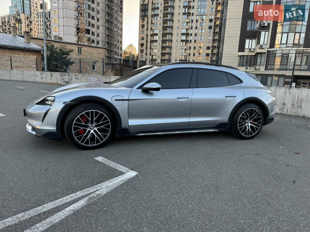 Серый Порше Тайкан, объемом двигателя 0 л и пробегом 114 тыс. км за 59500 $, фото 8 на Automoto.ua