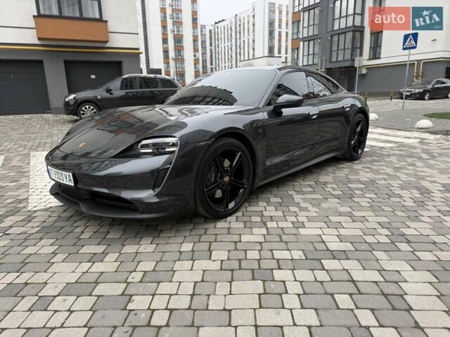 Серый Порше Тайкан, объемом двигателя 0 л и пробегом 53 тыс. км за 55000 $, фото 3 на Automoto.ua