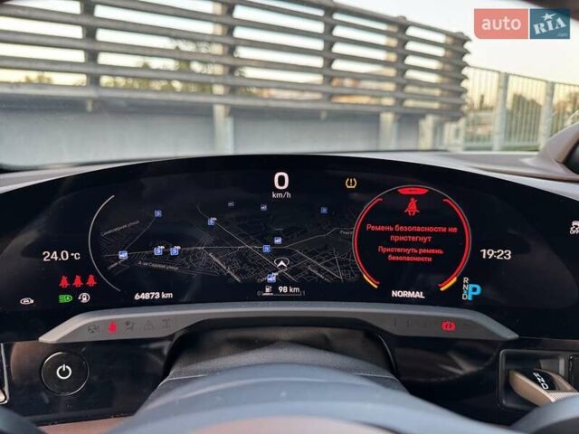 Серый Порше Тайкан, объемом двигателя 0 л и пробегом 63 тыс. км за 72100 $, фото 43 на Automoto.ua