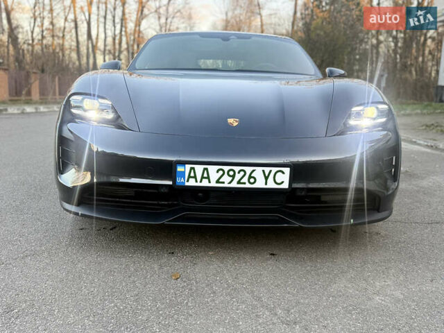 Серый Порше Тайкан, объемом двигателя 0 л и пробегом 63 тыс. км за 85000 $, фото 3 на Automoto.ua