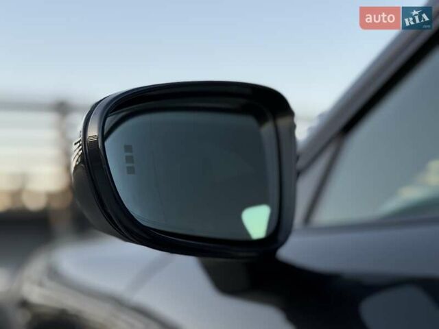 Серый Порше Тайкан, объемом двигателя 0 л и пробегом 63 тыс. км за 72100 $, фото 16 на Automoto.ua