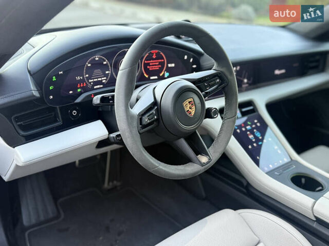Серый Порше Тайкан, объемом двигателя 0 л и пробегом 63 тыс. км за 85000 $, фото 28 на Automoto.ua