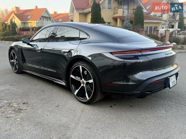 Серый Порше Тайкан, объемом двигателя 0 л и пробегом 63 тыс. км за 85000 $, фото 9 на Automoto.ua