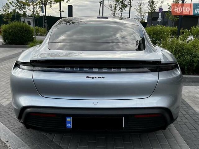 Серый Порше Тайкан, объемом двигателя 0 л и пробегом 21 тыс. км за 55000 $, фото 9 на Automoto.ua