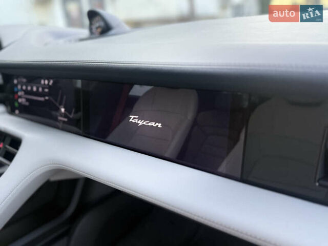 Серый Порше Тайкан, объемом двигателя 0 л и пробегом 63 тыс. км за 85000 $, фото 43 на Automoto.ua
