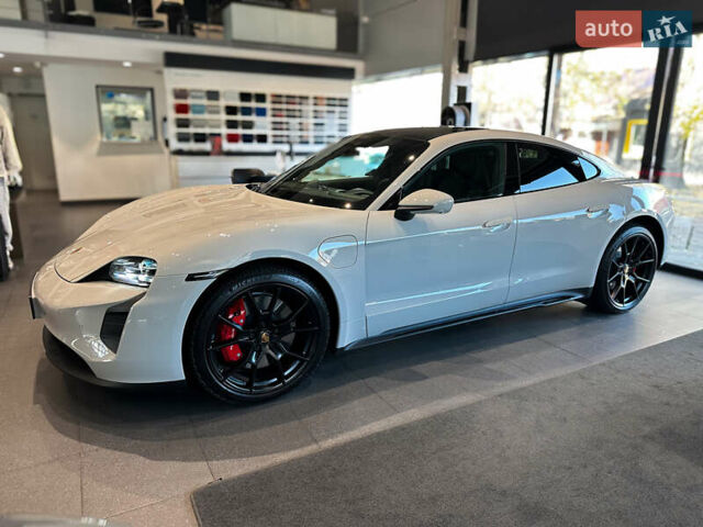 Серый Порше Тайкан, объемом двигателя 0 л и пробегом 10 тыс. км за 93000 $, фото 7 на Automoto.ua