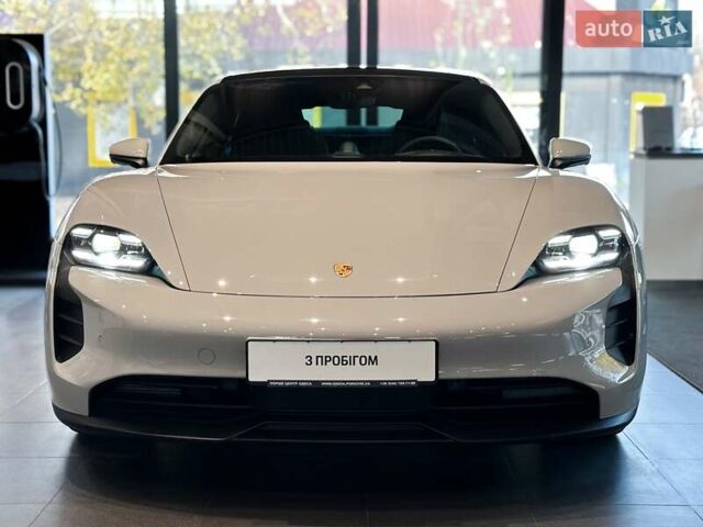 Серый Порше Тайкан, объемом двигателя 0 л и пробегом 10 тыс. км за 93000 $, фото 1 на Automoto.ua