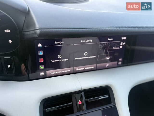 Серый Порше Тайкан, объемом двигателя 0 л и пробегом 63 тыс. км за 85000 $, фото 46 на Automoto.ua