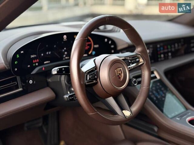 Серый Порше Тайкан, объемом двигателя 0 л и пробегом 63 тыс. км за 72100 $, фото 40 на Automoto.ua
