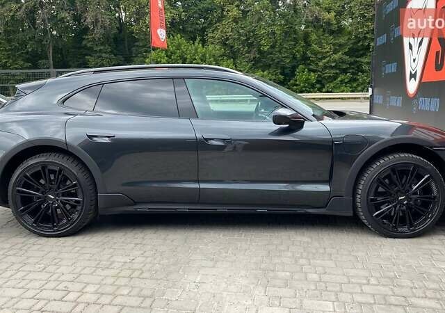 Сірий Порше Тайкан, об'ємом двигуна 0 л та пробігом 30 тис. км за 77000 $, фото 11 на Automoto.ua