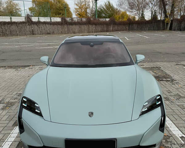 Серый Порше Тайкан, объемом двигателя 0 л и пробегом 24 тыс. км за 180000 $, фото 1 на Automoto.ua