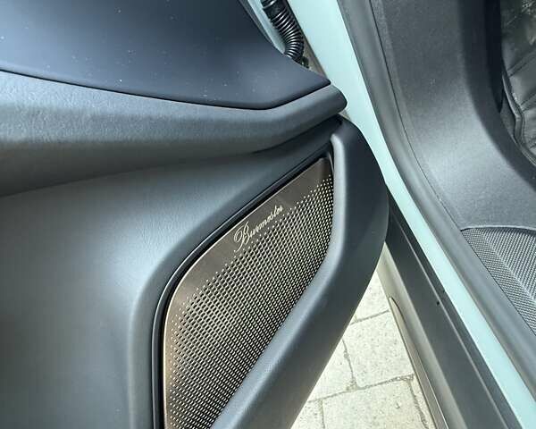 Серый Порше Тайкан, объемом двигателя 0 л и пробегом 24 тыс. км за 180000 $, фото 12 на Automoto.ua