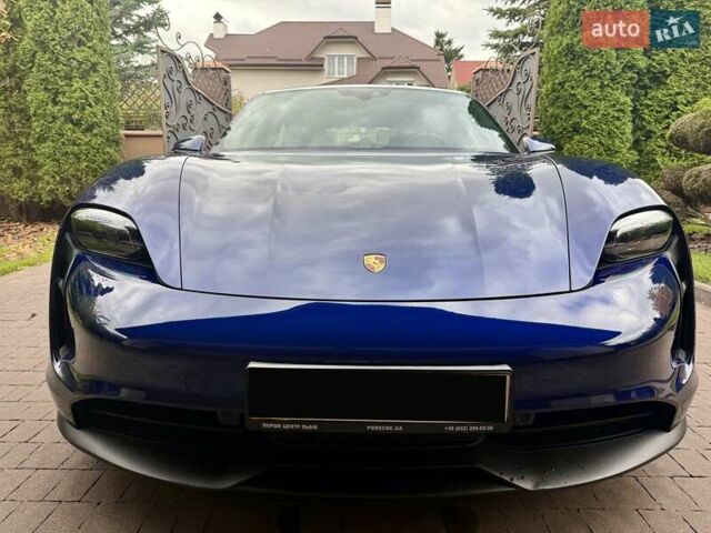 Синий Порше Тайкан, объемом двигателя 0 л и пробегом 38 тыс. км за 73000 $, фото 19 на Automoto.ua