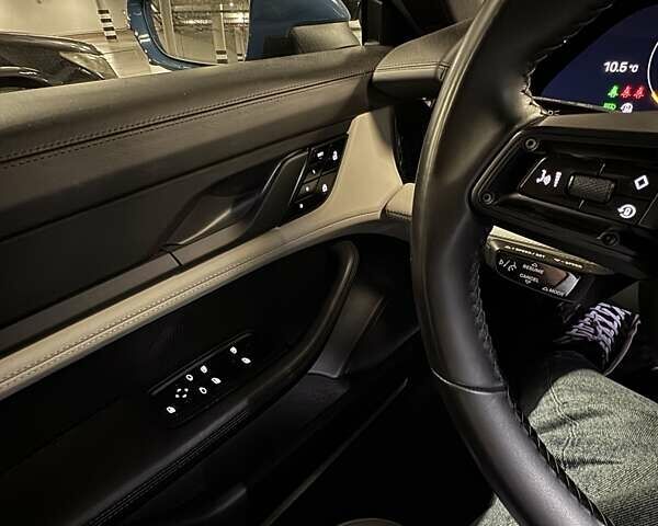 Синій Порше Тайкан, об'ємом двигуна 0 л та пробігом 21 тис. км за 71000 $, фото 8 на Automoto.ua