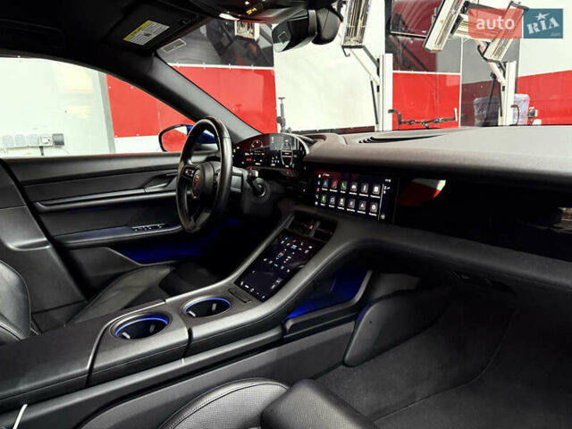 Синій Порше Тайкан, об'ємом двигуна 0 л та пробігом 55 тис. км за 57000 $, фото 11 на Automoto.ua