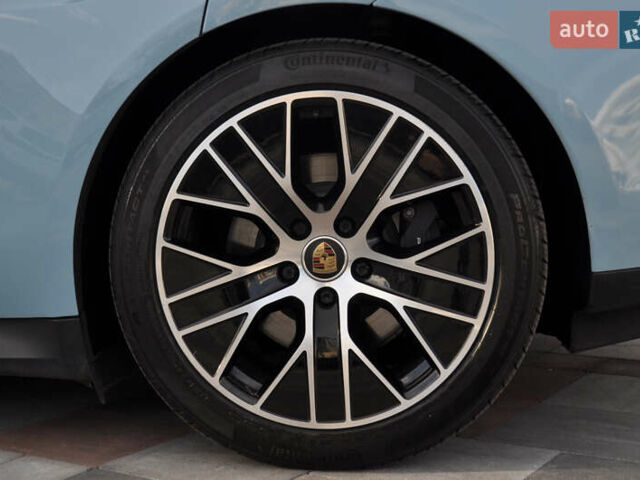 Синий Порше Тайкан, объемом двигателя 0 л и пробегом 15 тыс. км за 62000 $, фото 16 на Automoto.ua