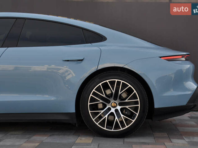 Синий Порше Тайкан, объемом двигателя 0 л и пробегом 15 тыс. км за 62000 $, фото 13 на Automoto.ua