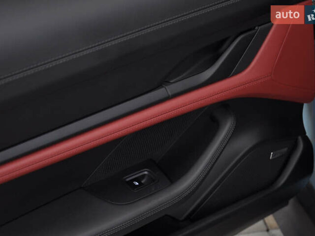 Синий Порше Тайкан, объемом двигателя 0 л и пробегом 15 тыс. км за 62000 $, фото 21 на Automoto.ua