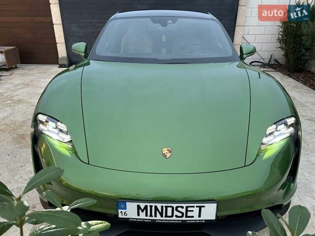Зелений Порше Тайкан, об'ємом двигуна 0 л та пробігом 32 тис. км за 72000 $, фото 1 на Automoto.ua