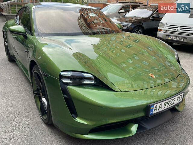 Зелений Порше Тайкан, об'ємом двигуна 0 л та пробігом 70 тис. км за 73000 $, фото 6 на Automoto.ua