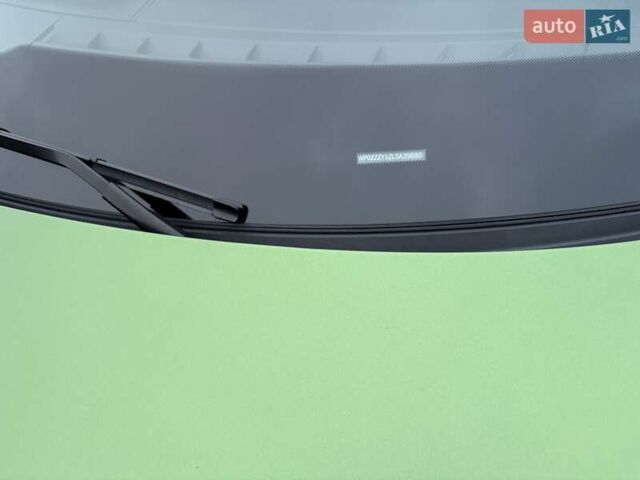 Зелений Порше Тайкан, об'ємом двигуна 0 л та пробігом 32 тис. км за 72000 $, фото 23 на Automoto.ua