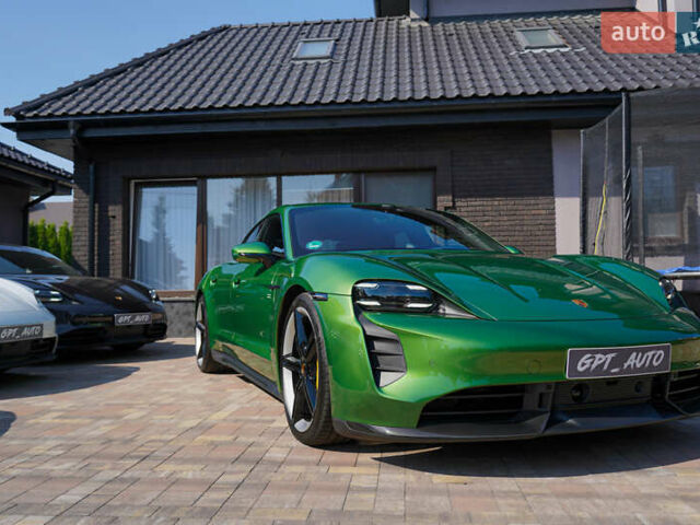 Зеленый Порше Тайкан, объемом двигателя 0 л и пробегом 9 тыс. км за 104700 $, фото 3 на Automoto.ua