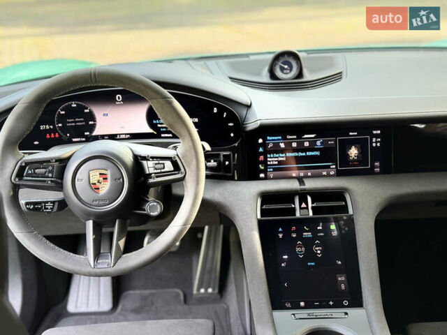 Зелений Порше Тайкан, об'ємом двигуна 0 л та пробігом 11 тис. км за 82000 $, фото 12 на Automoto.ua
