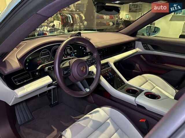Зеленый Порше Тайкан, объемом двигателя 0 л и пробегом 1 тыс. км за 112000 $, фото 14 на Automoto.ua