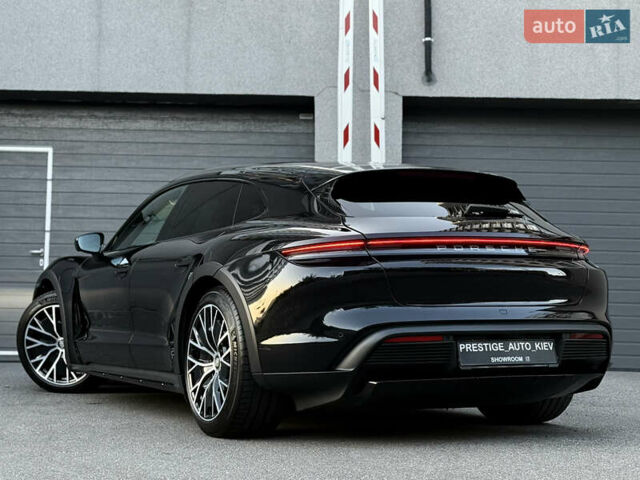 Черный Порше Taycan Cross Turismo, объемом двигателя 0 л и пробегом 15 тыс. км за 88000 $, фото 29 на Automoto.ua