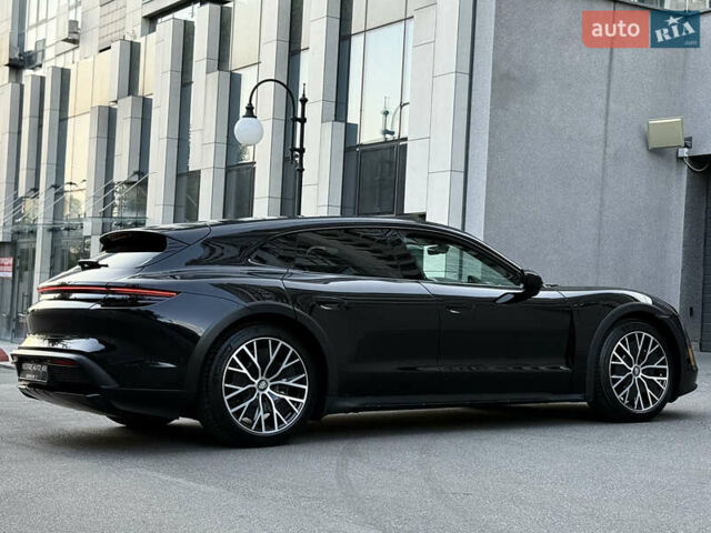 Черный Порше Taycan Cross Turismo, объемом двигателя 0 л и пробегом 15 тыс. км за 85000 $, фото 24 на Automoto.ua