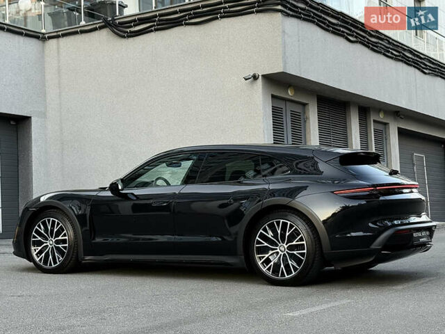 Черный Порше Taycan Cross Turismo, объемом двигателя 0 л и пробегом 15 тыс. км за 85000 $, фото 23 на Automoto.ua