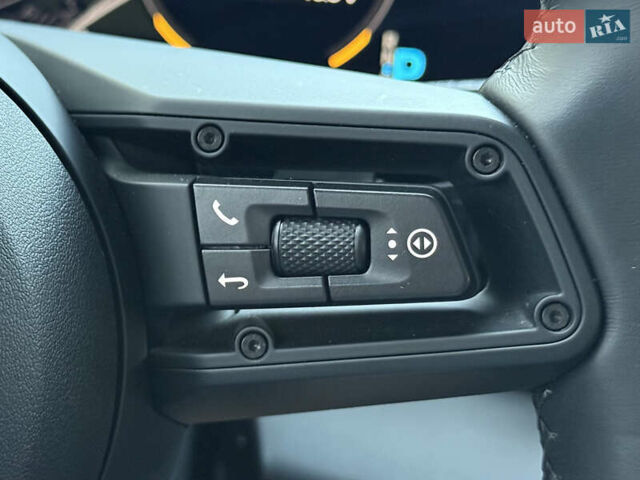 Черный Порше Taycan Cross Turismo, объемом двигателя 0 л и пробегом 15 тыс. км за 88000 $, фото 65 на Automoto.ua