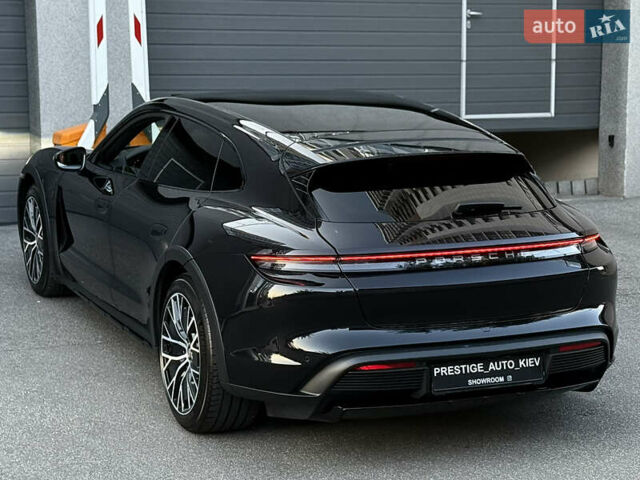Черный Порше Taycan Cross Turismo, объемом двигателя 0 л и пробегом 15 тыс. км за 85000 $, фото 20 на Automoto.ua