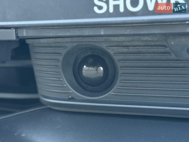 Черный Порше Taycan Cross Turismo, объемом двигателя 0 л и пробегом 15 тыс. км за 85000 $, фото 33 на Automoto.ua