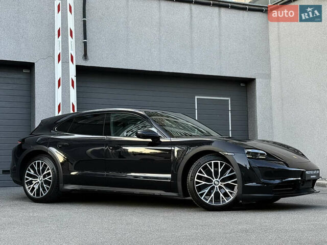 Черный Порше Taycan Cross Turismo, объемом двигателя 0 л и пробегом 15 тыс. км за 85000 $, фото 4 на Automoto.ua