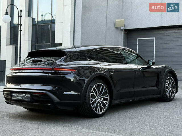 Черный Порше Taycan Cross Turismo, объемом двигателя 0 л и пробегом 15 тыс. км за 85000 $, фото 41 на Automoto.ua