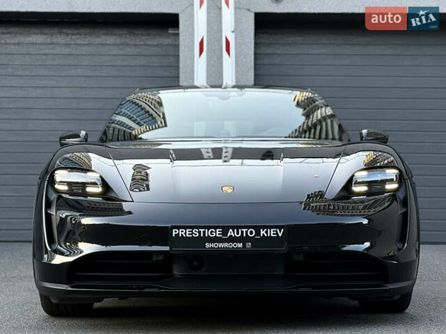 Черный Порше Taycan Cross Turismo, объемом двигателя 0 л и пробегом 15 тыс. км за 85000 $, фото 5 на Automoto.ua