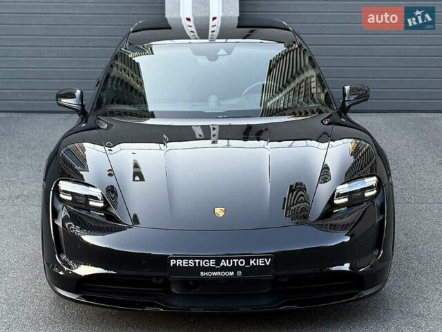Черный Порше Taycan Cross Turismo, объемом двигателя 0 л и пробегом 15 тыс. км за 85000 $, фото 6 на Automoto.ua