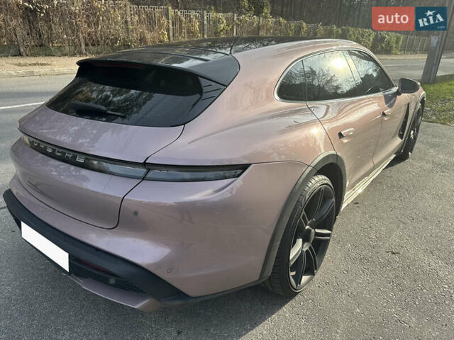 Фиолетовый Порше Taycan Cross Turismo, объемом двигателя 0 л и пробегом 29 тыс. км за 70000 $, фото 18 на Automoto.ua