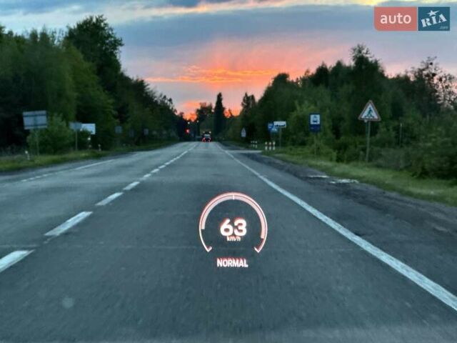 Червоний Порше Taycan Cross Turismo, об'ємом двигуна 0 л та пробігом 72 тис. км за 61500 $, фото 77 на Automoto.ua