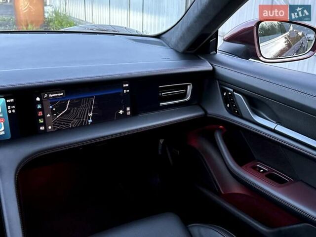 Червоний Порше Taycan Cross Turismo, об'ємом двигуна 0 л та пробігом 72 тис. км за 61500 $, фото 45 на Automoto.ua