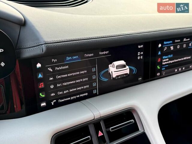 Красный Порше Taycan Cross Turismo, объемом двигателя 0 л и пробегом 106 тыс. км за 57500 $, фото 49 на Automoto.ua