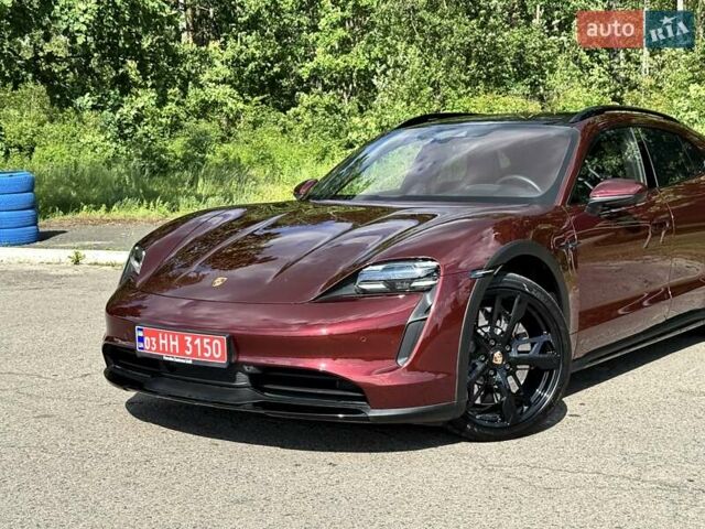 Червоний Порше Taycan Cross Turismo, об'ємом двигуна 0 л та пробігом 72 тис. км за 61500 $, фото 2 на Automoto.ua