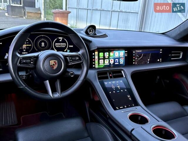 Червоний Порше Taycan Cross Turismo, об'ємом двигуна 0 л та пробігом 72 тис. км за 61500 $, фото 42 на Automoto.ua