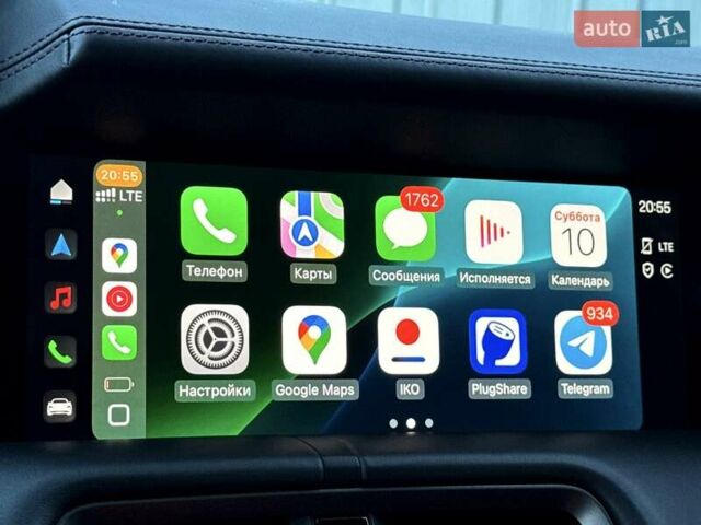 Червоний Порше Taycan Cross Turismo, об'ємом двигуна 0 л та пробігом 72 тис. км за 61500 $, фото 74 на Automoto.ua