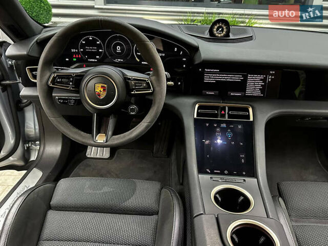 Порше Taycan Cross Turismo, об'ємом двигуна 0 л та пробігом 114 тис. км за 57000 $, фото 24 на Automoto.ua